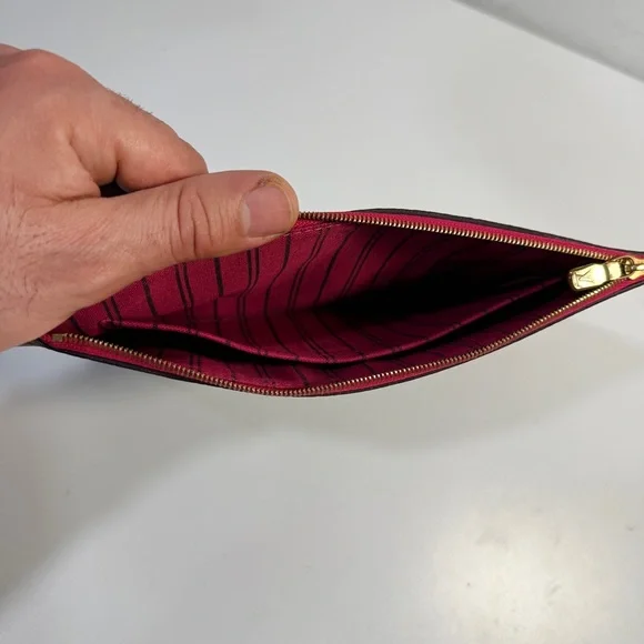 Louis Vuitton Neverfull Monogram Pochette Wristlet Pouch Clutch Red Pink Lining - Picture 6 of 12